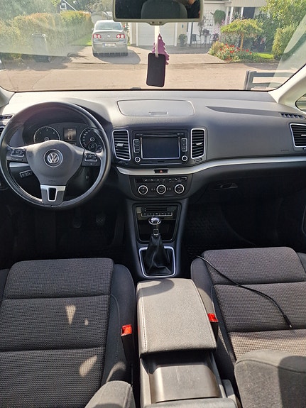 Volkswagen Sharan 6 of 6