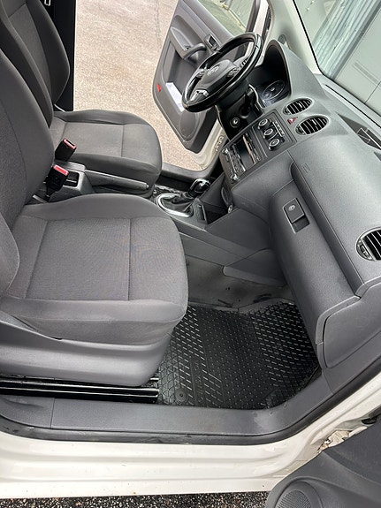 Volkswagen Caddy 4 of 5