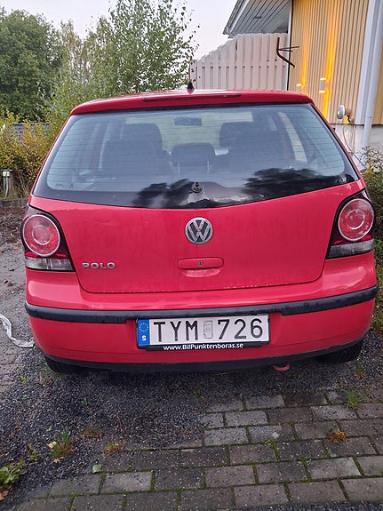 Volkswagen Polo 2 of 4