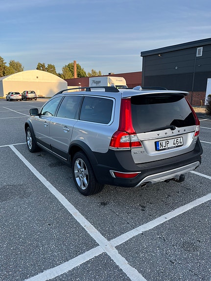 Volvo XC70 4 of 6