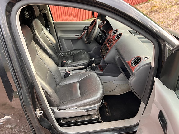Volkswagen Caddy 5 of 10