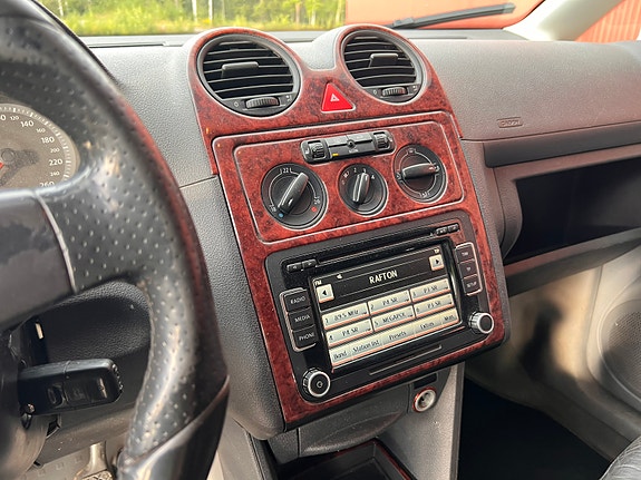 Volkswagen Caddy 7 of 10