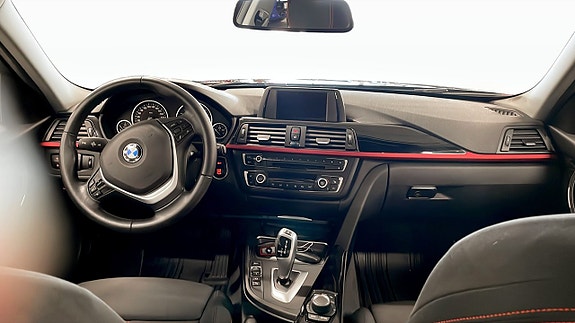 BMW 318d 4 of 8