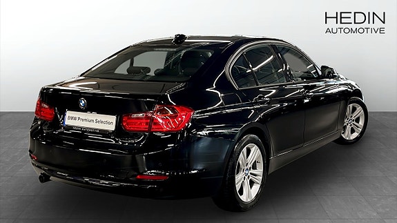 BMW 318d 2 of 8