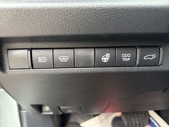 Toyota RAV4 20 of 23
