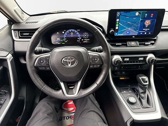 Toyota RAV4 9 of 29