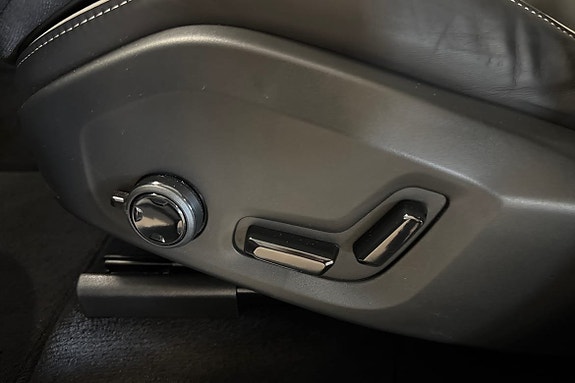 Volvo XC60 27 of 28