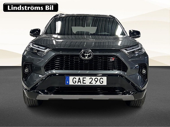 Toyota RAV4 9 of 22