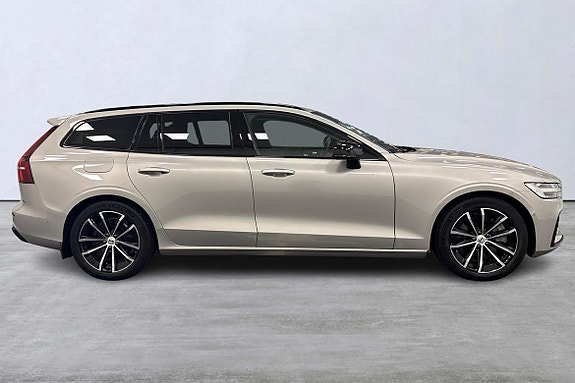 Volvo V60 3 of 26