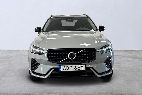 Volvo XC60 7 of 28