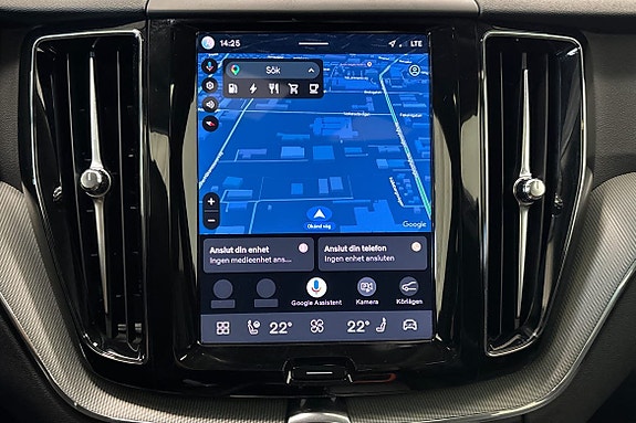 Volvo XC60 17 of 28