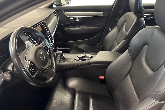 Volvo S90 8 of 26
