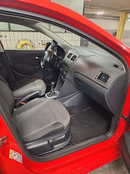 Volkswagen Polo 5 of 13