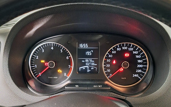 Volkswagen Polo 9 of 13