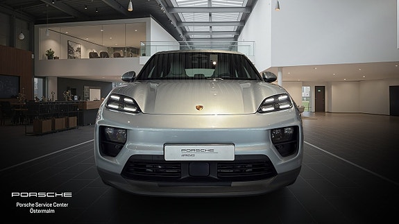 Porsche Macan 4 7 of 12