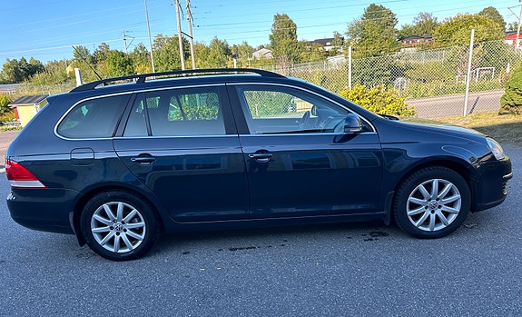 Volkswagen Golf V 3 of 12