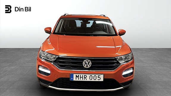 Volkswagen T-Roc 4 of 12