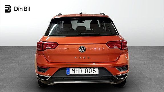 Volkswagen T-Roc 5 of 12