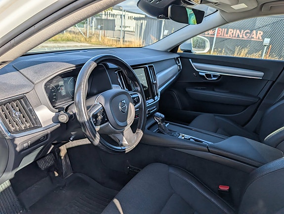 Volvo V90 8 of 8