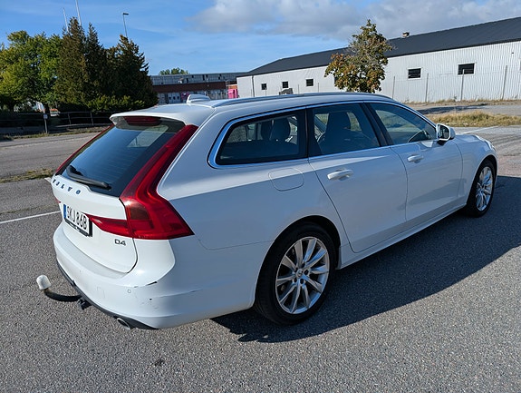 Volvo V90 3 of 8