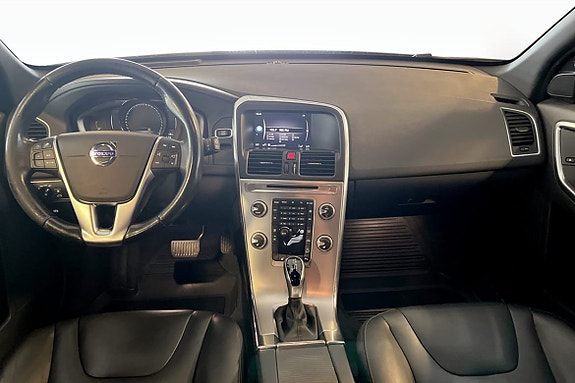 Volvo XC60 4 of 9