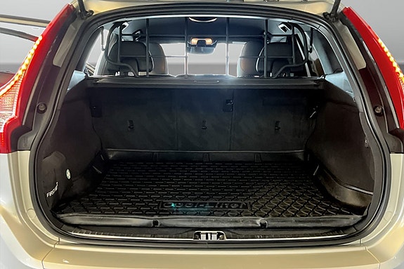 Volvo XC60 9 of 9