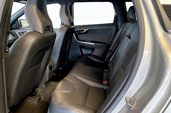 Volvo XC60 8 of 9