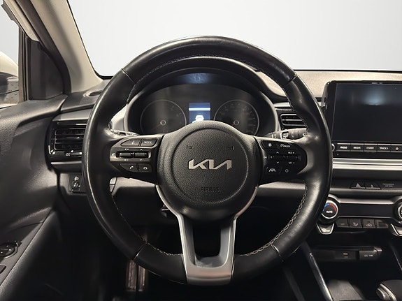 Kia Rio 14 of 23