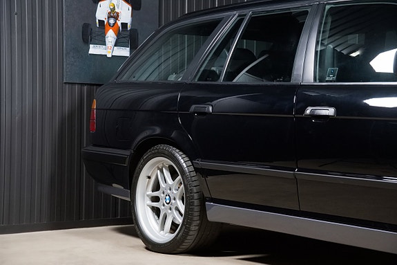 BMW M5 4 of 21