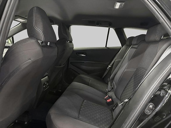 Toyota Corolla 11 of 21
