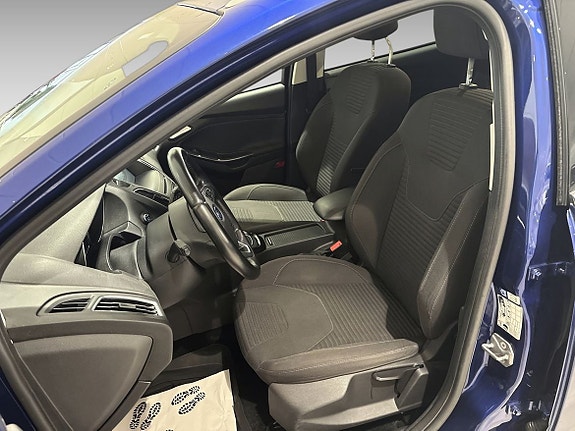 Ford Focus 7 of 15