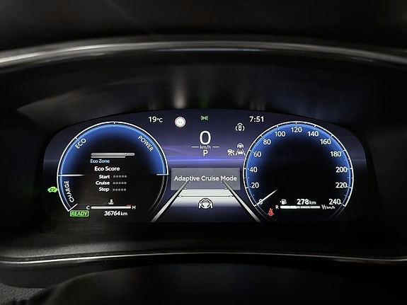 Toyota Corolla 15 of 21