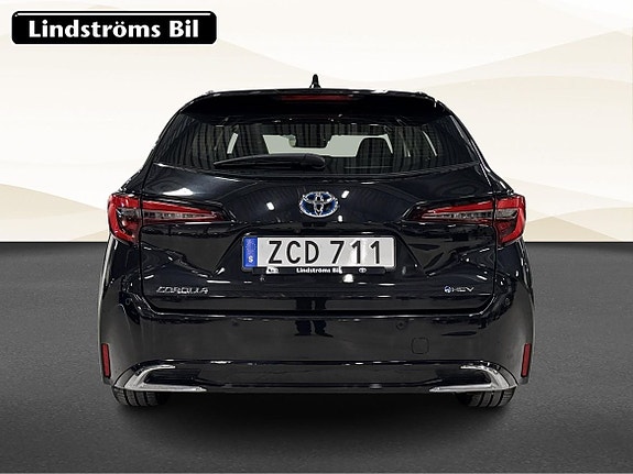 Toyota Corolla 8 of 21