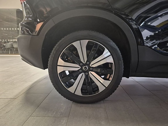 Volvo XC40 10 of 10