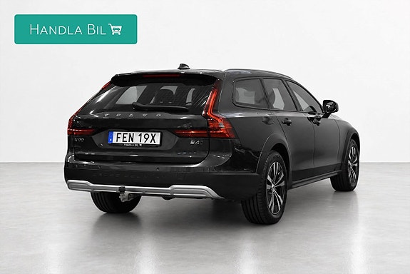 Volvo V90 Cross Country 5 of 26