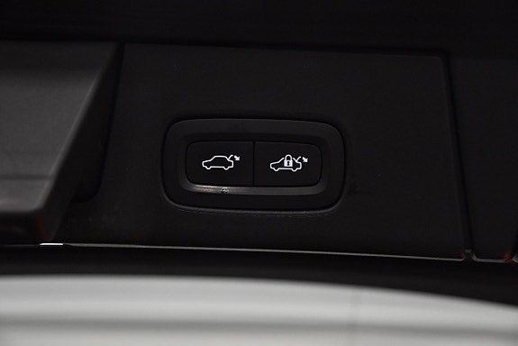 Volvo V90 Cross Country 25 of 26