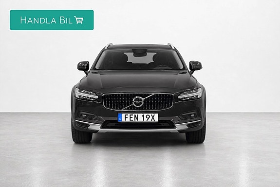 Volvo V90 Cross Country 3 of 26