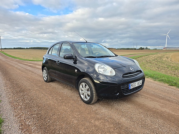Nissan Micra 2 of 7