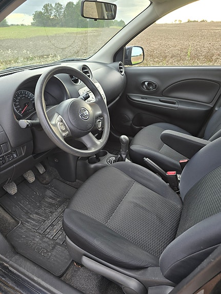 Nissan Micra 5 of 7