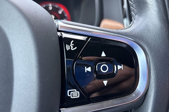 Volvo S90 19 of 26