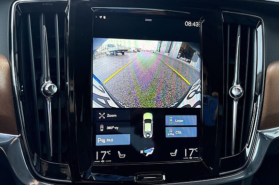 Volvo S90 22 of 26