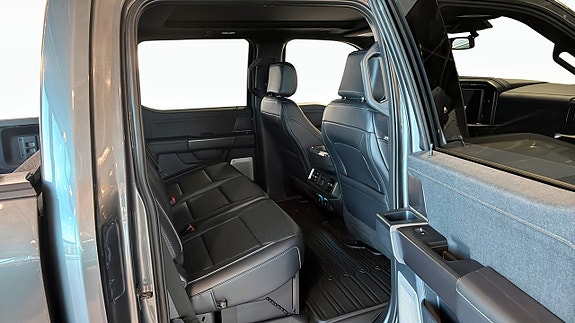 Ford F-150 5 of 9