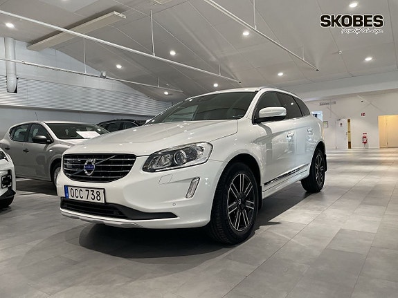 Volvo XC60 3 of 18