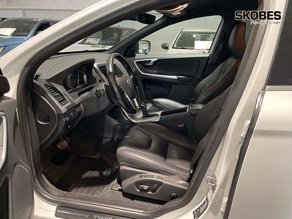Volvo XC60 7 of 18