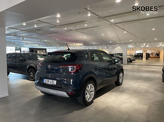 Renault Captur 6 of 16