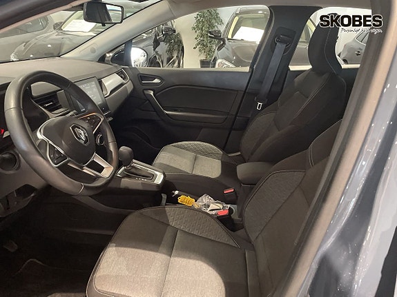 Renault Captur 7 of 16