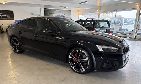 Audi A5 4 of 18