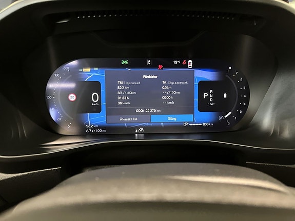 Volvo XC40 8 of 10