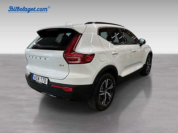 Volvo XC40 5 of 10