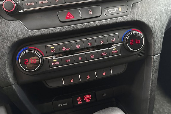 Kia Ceed 13 of 15